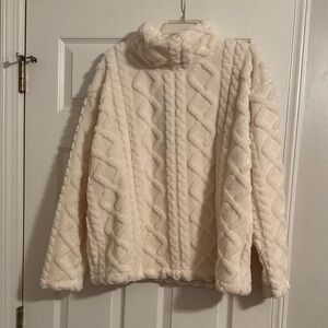 Eddie Bauer Cream Textured Turtleneck Sweater